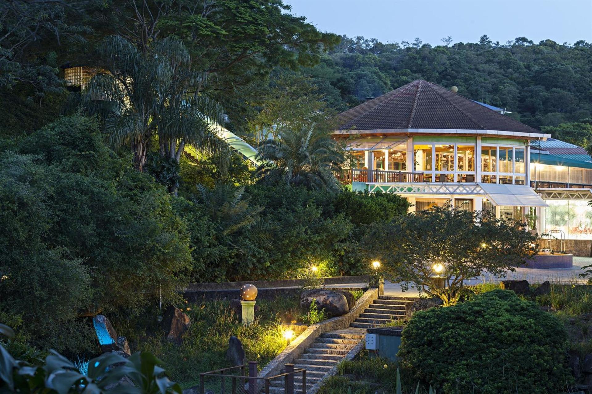 Unique Garden Hotel ไมริโปรัง ภายนอก รูปภาพ